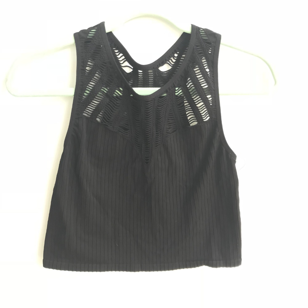 [Express] Cropped Tank - Picture 2 of 6
